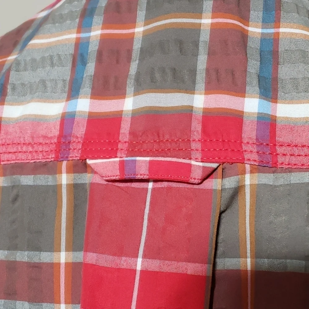 The north face red tan plaid short sleeve shirt
